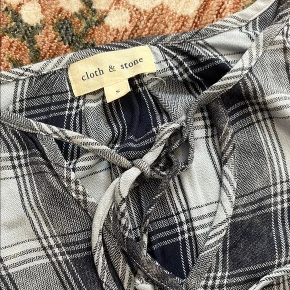 Cloth & Stone Blue and Gray Plaid Blouse - Picture 2 of 2